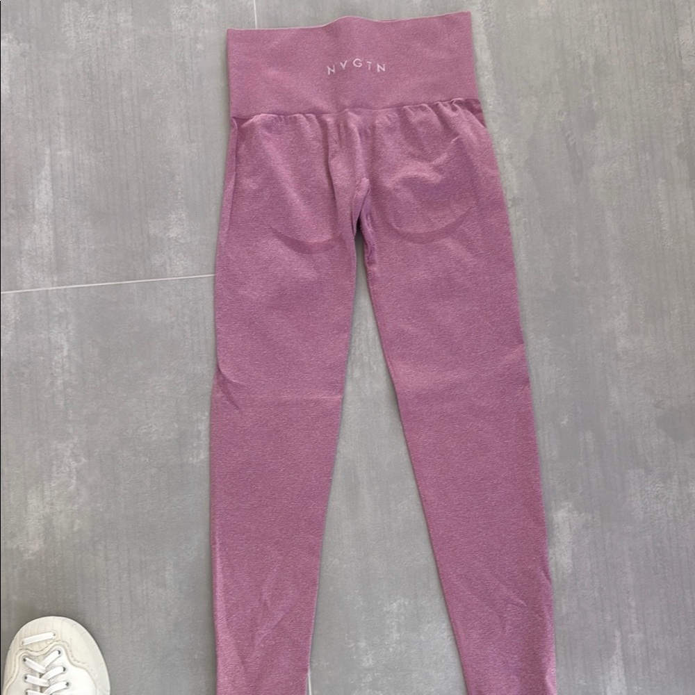 NVGTN Purple Seamless Leggings